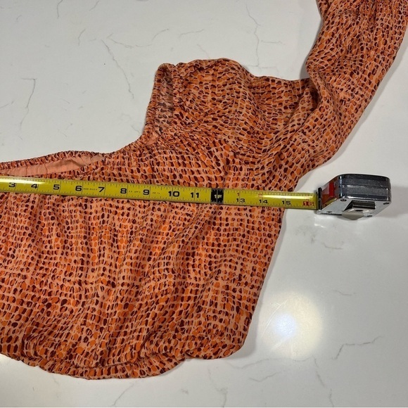 L*Space Nia Club Kids Asymmetrical Crop Top - Picture 11 of 12